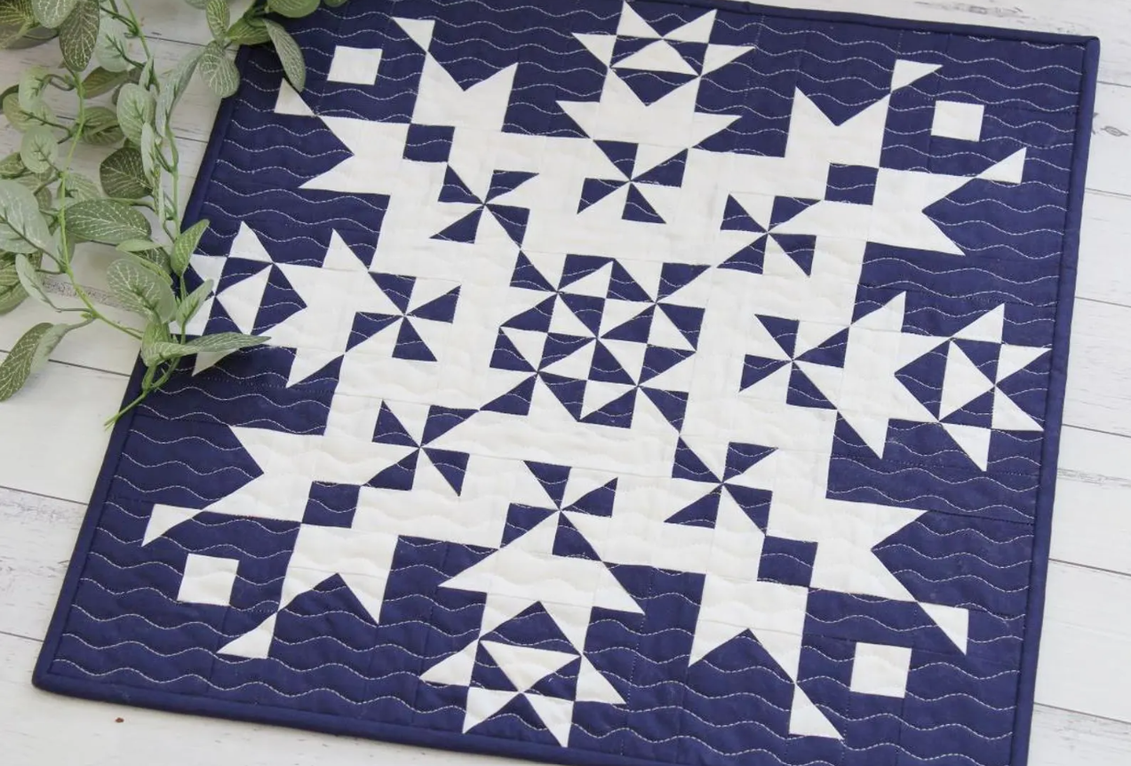 Neve - FPP Mini Quilt PDF Pattern